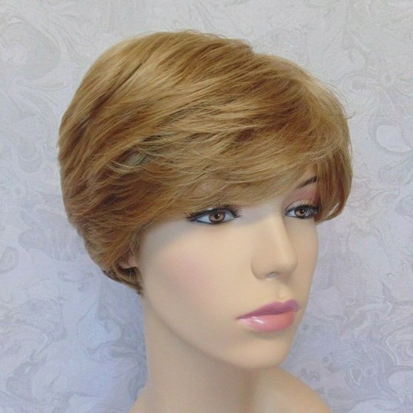 New Stylish Short Dark Blonde Pixie Wig main image 4